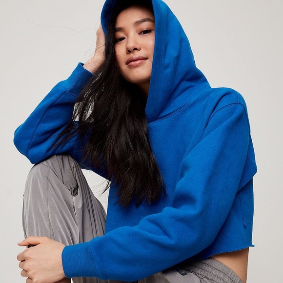 tna cropped hoodie